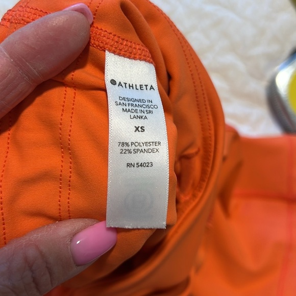 Athleta Biner Shorts 6” inseam - Picture 7 of 9